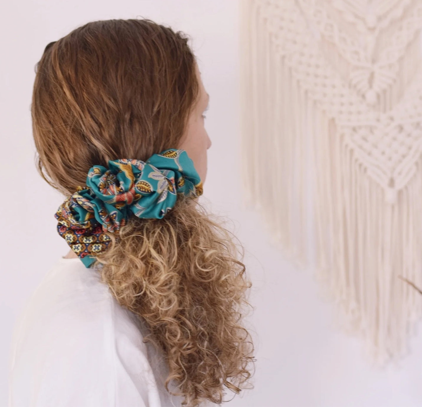 Scrunchie Vina
